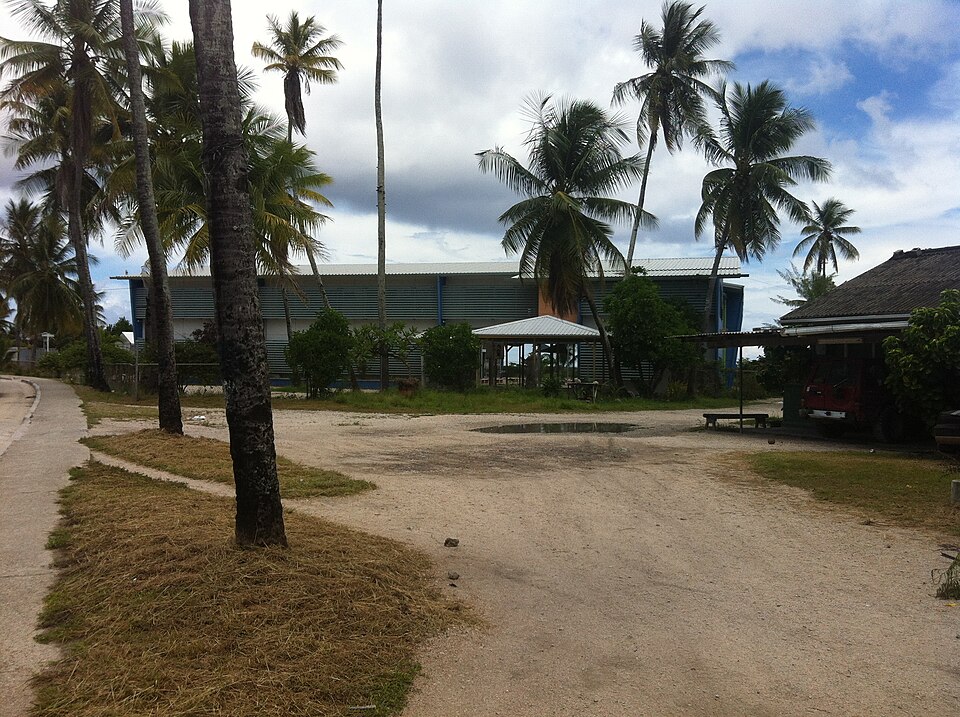 Nauru — international and multi-region stores for local businesses
