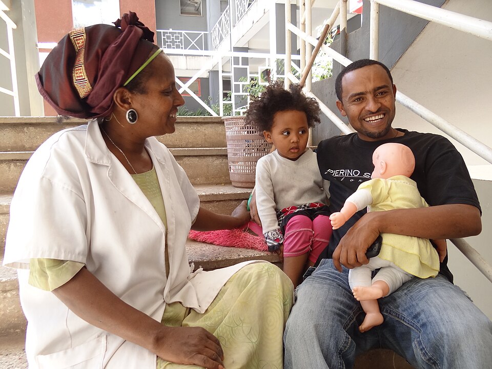 Gondar — manufacturer and distributor portals for local businesses