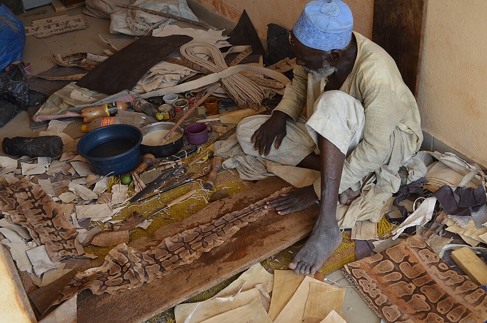 Maroua — online stores for local businesses