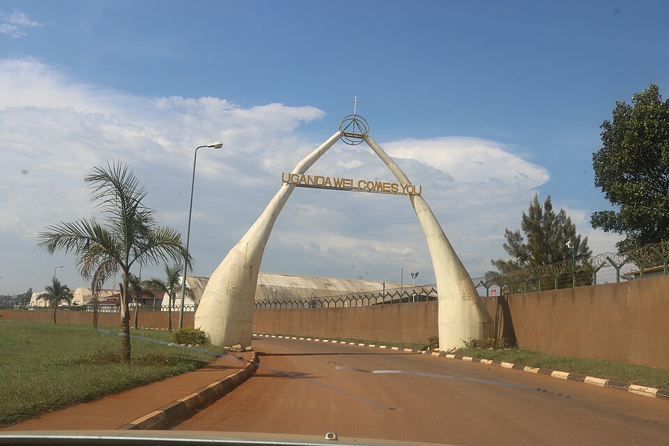 Entebbe — international and multi-region stores for local businesses