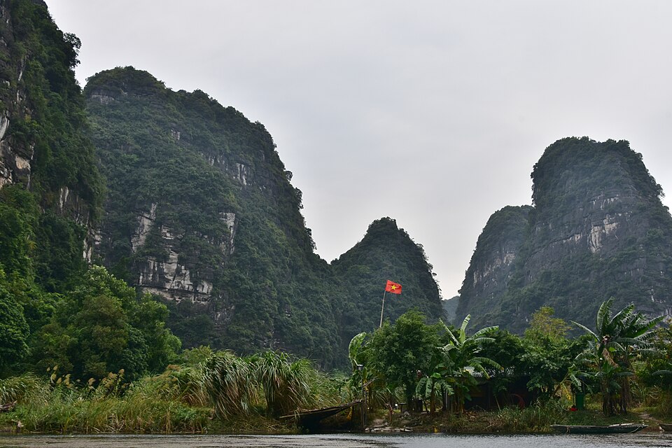Ho Chi Minh City — manufacturer and distributor portals for local businesses