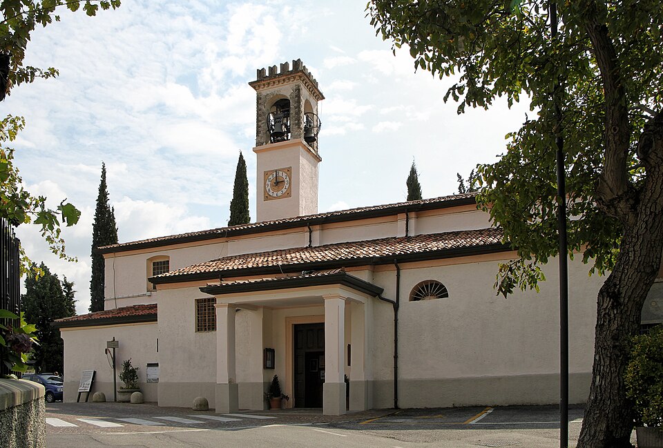 San Lorenzo — manufacturer and distributor portals for local businesses