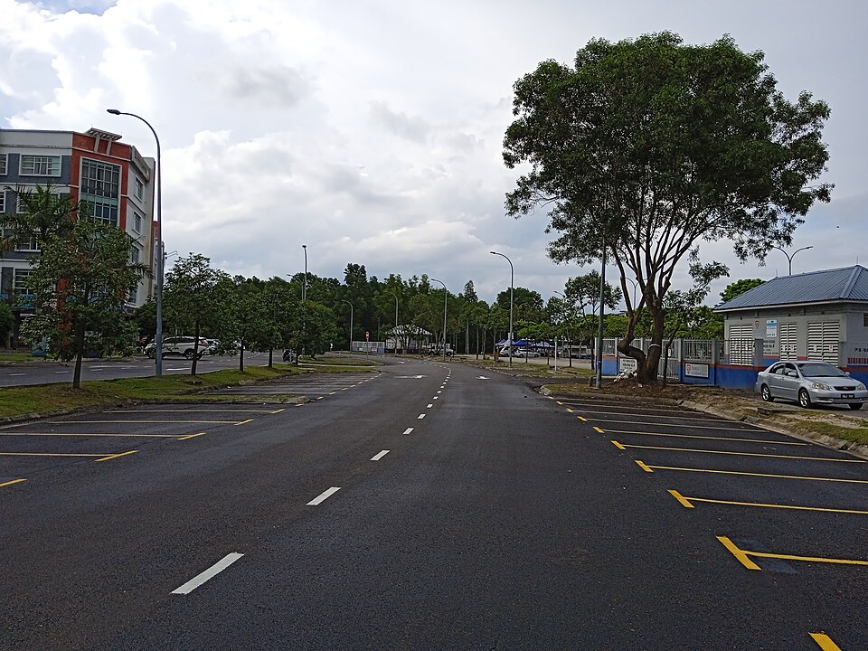 Shah Alam — local market for multi-vendor marketplaces