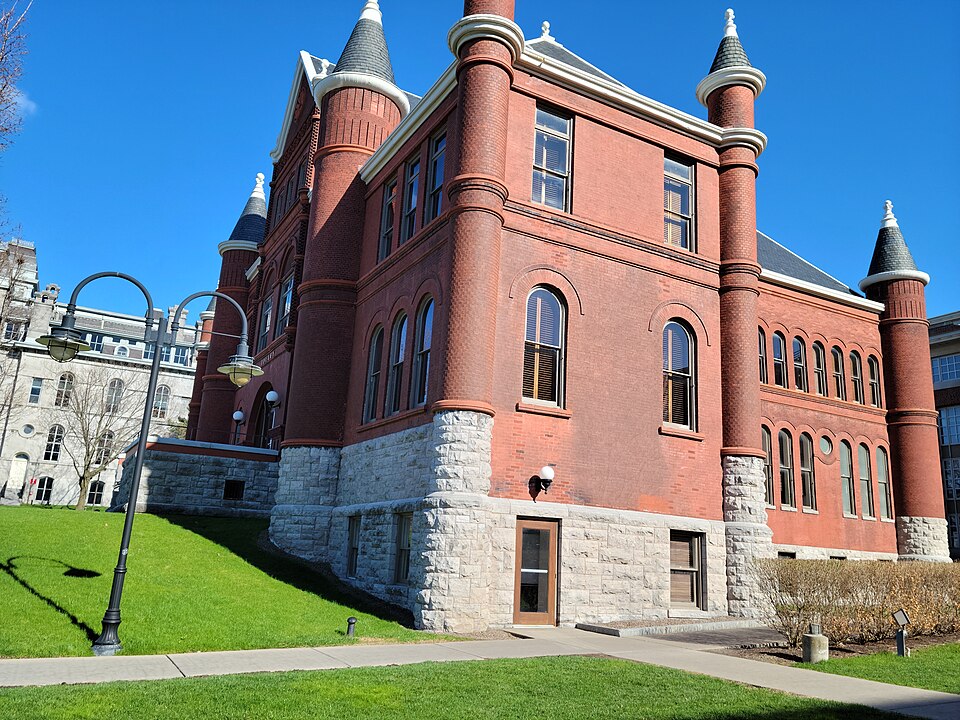 Syracuse — subscription and membership platforms for local businesses