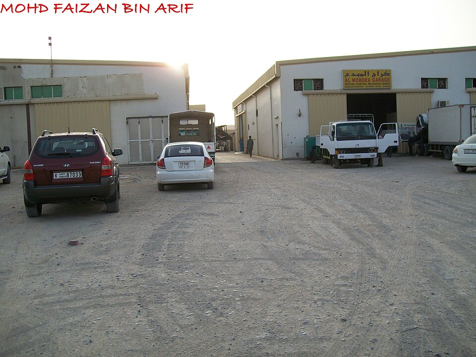 Ajman — manufacturer and distributor portals for local businesses