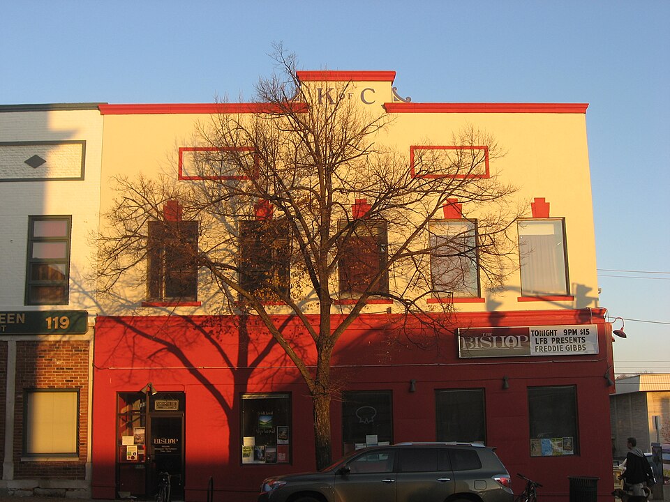 Bloomington — custom e-commerce platforms for local businesses