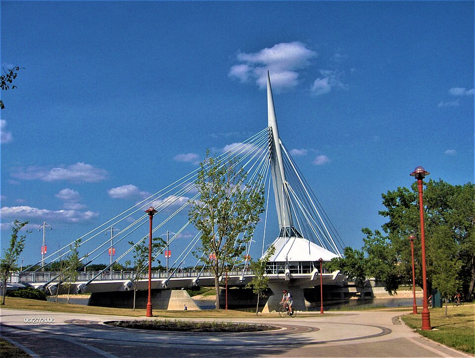 Winnipeg — B2B and wholesale portals for local businesses