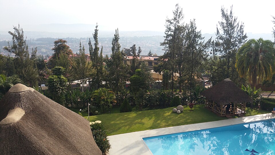 Kigali — local market for custom e-commerce platforms