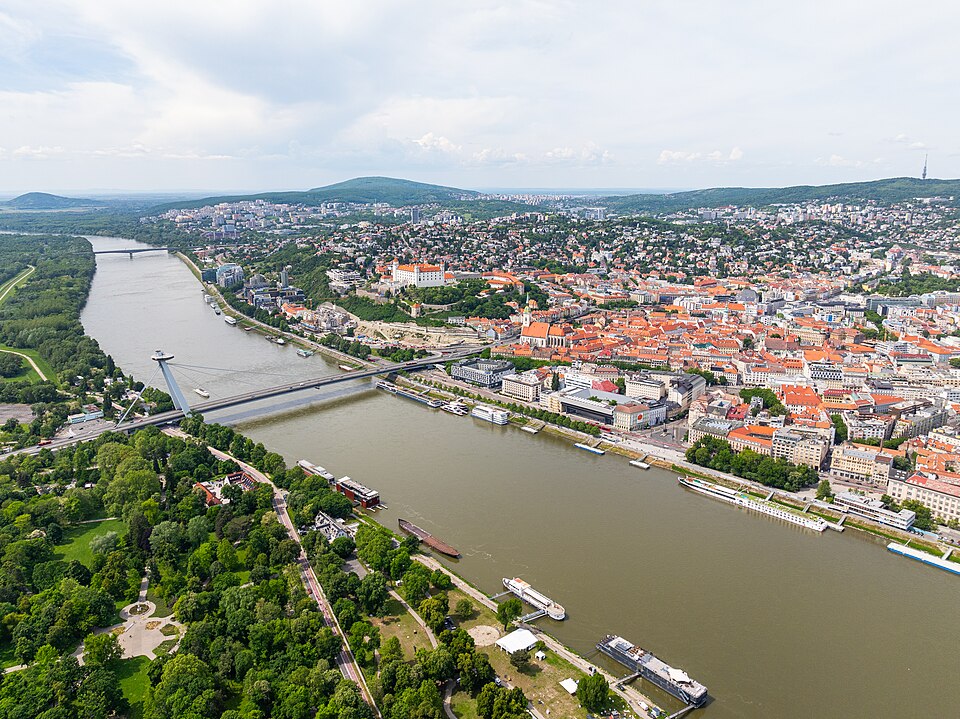 Bratislava — local market for online stores