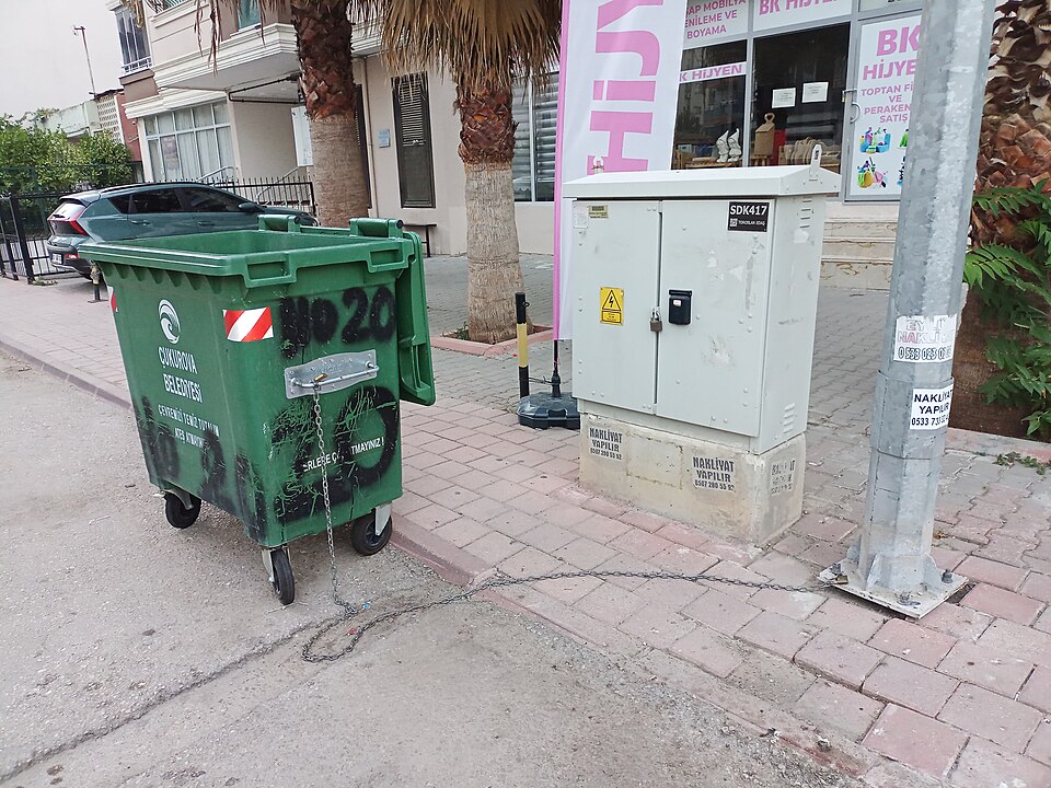 Adana — local market for service booking platforms