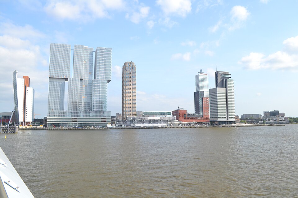 Rotterdam — local market for service booking platforms