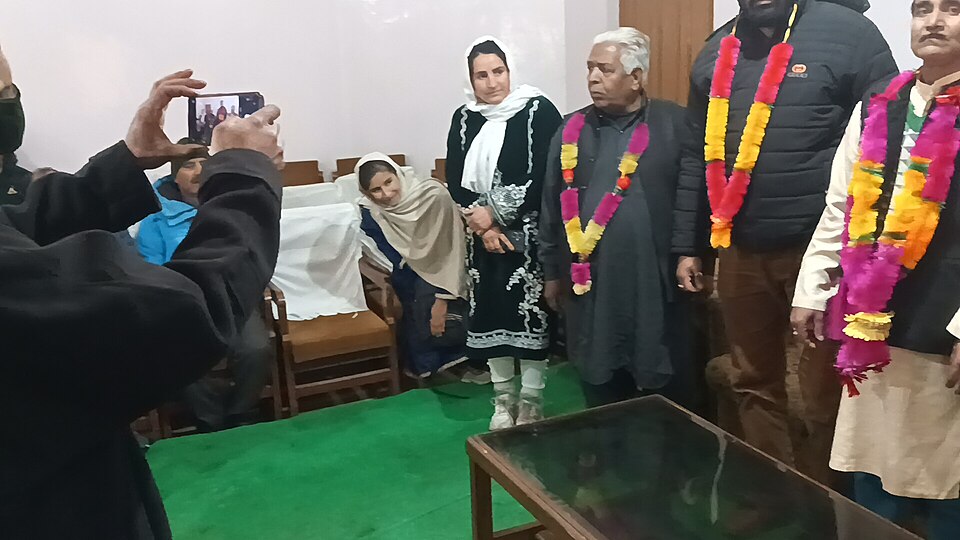 Baramulla — local market for service booking platforms
