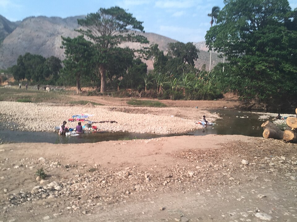 Haiti — local market for custom e-commerce platforms
