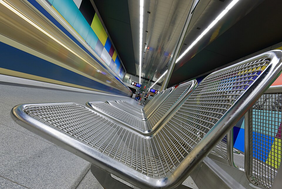 Munich — international and multi-region stores for local businesses