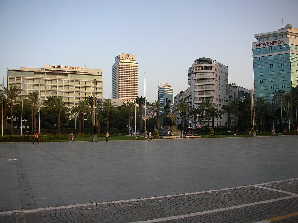 İzmir — local market for online stores