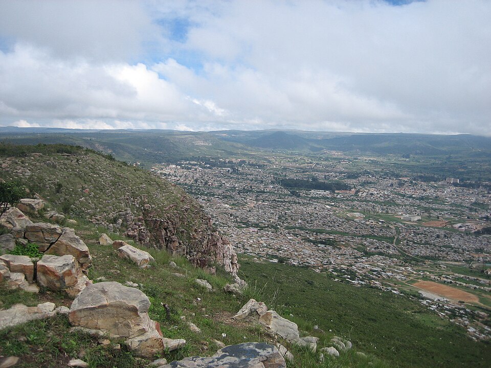 Lubango — local market for subscription and membership platforms