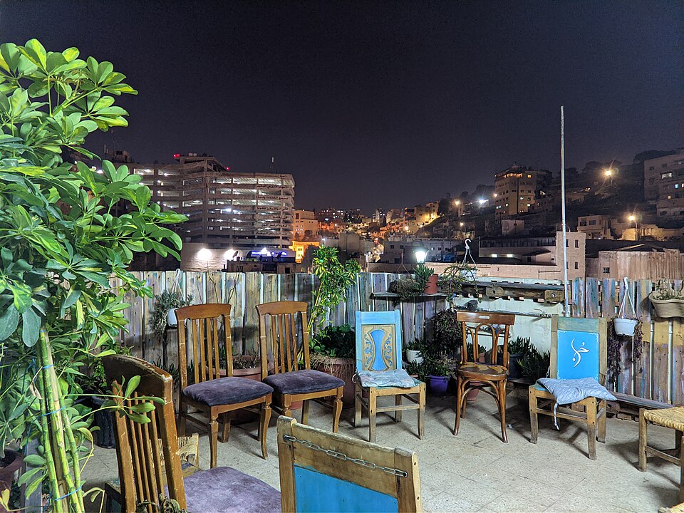 Amman — manufacturer and distributor portals for local businesses