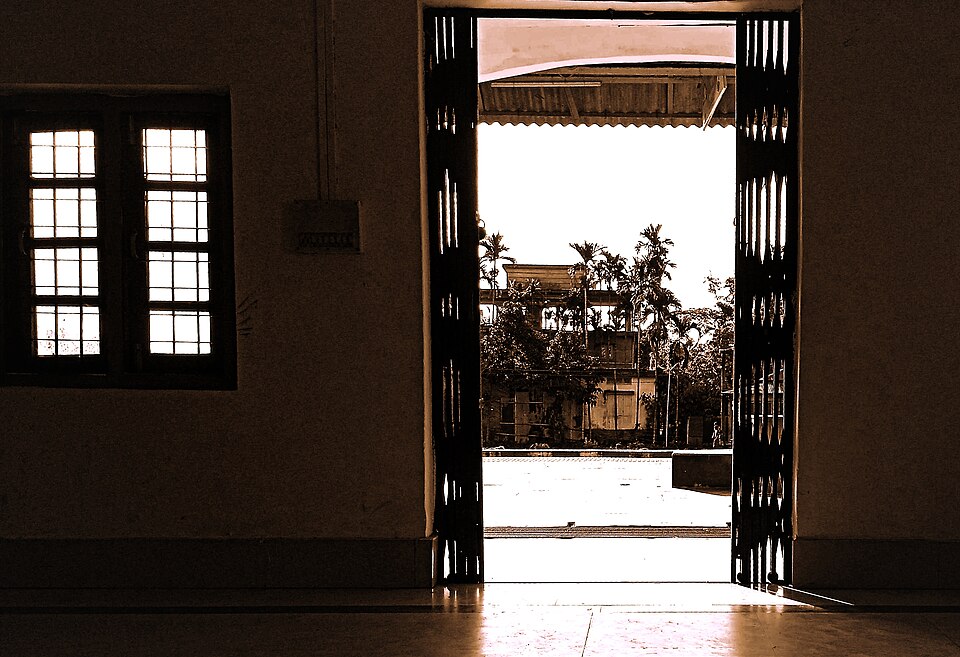 Hailakandi — local market for manufacturer and distributor portals