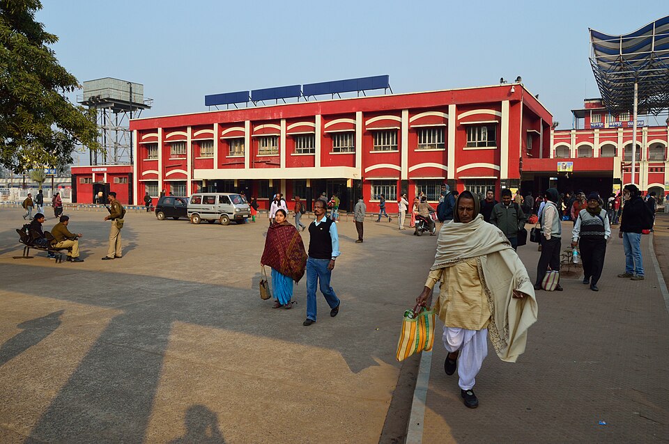 Kharagpur — local market for service booking platforms