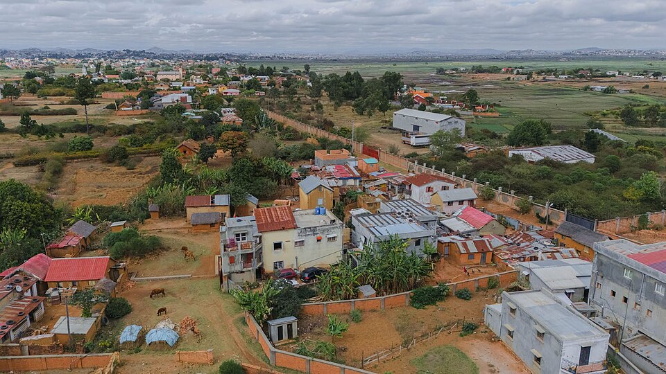Madagascar — local market for international and multi-region stores