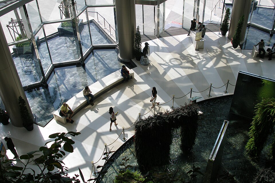 Nonthaburi — international and multi-region stores for local businesses