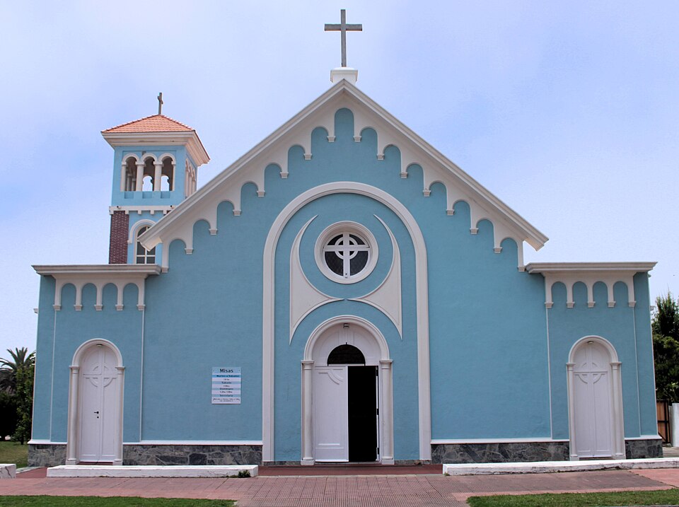 Punta del Este — custom e-commerce platforms for local businesses