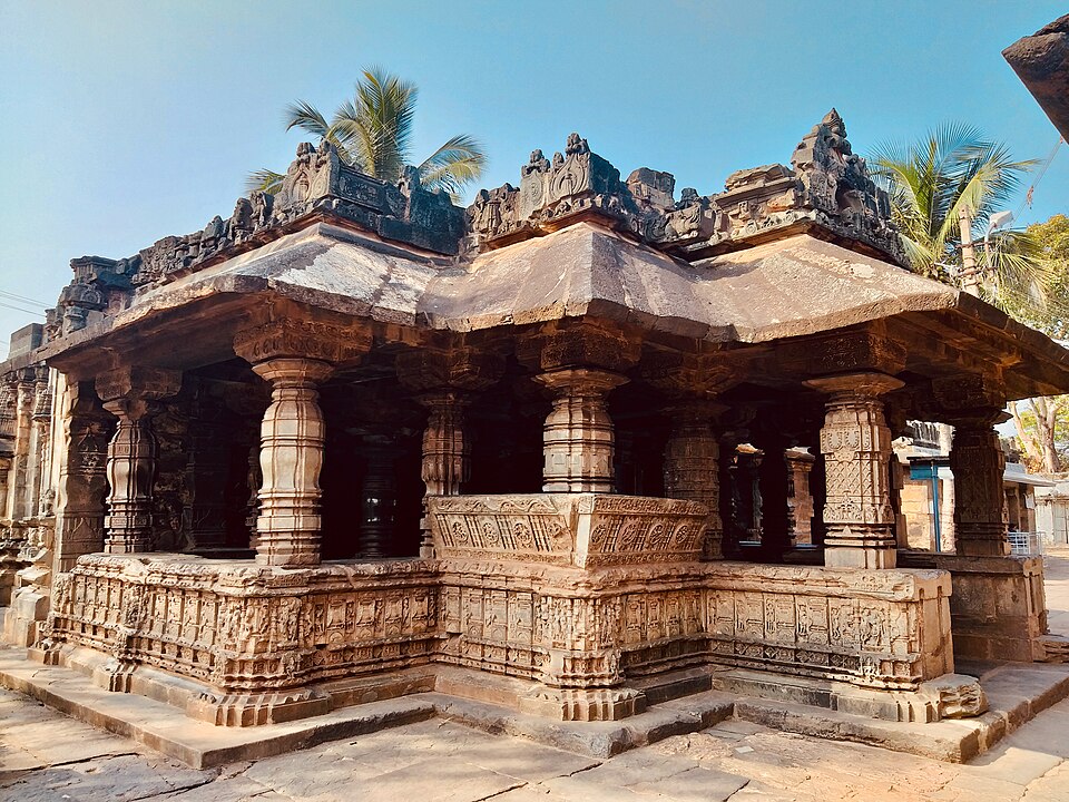 Gadag — local market for manufacturer and distributor portals