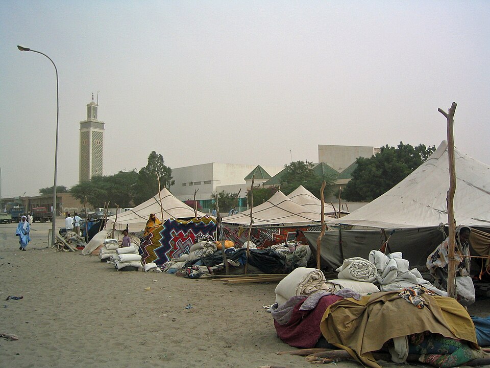Nouakchott — manufacturer and distributor portals for local businesses