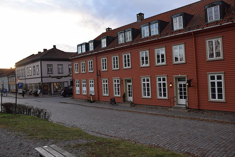 Fredrikstad — B2B and wholesale portals for local businesses