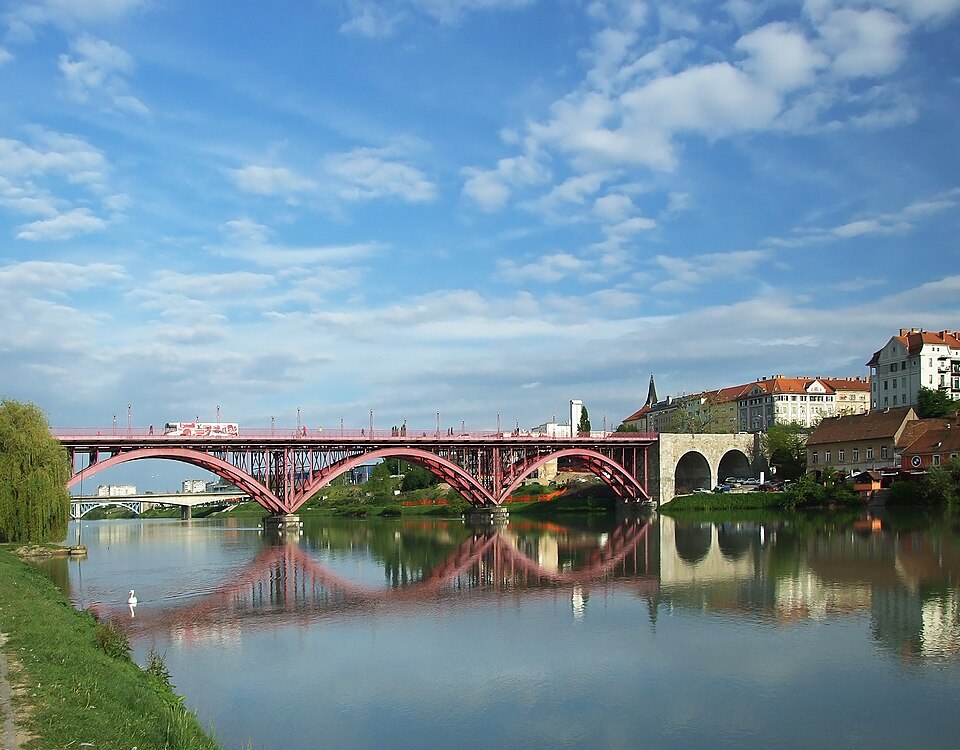 Maribor — local market for subscription and membership platforms