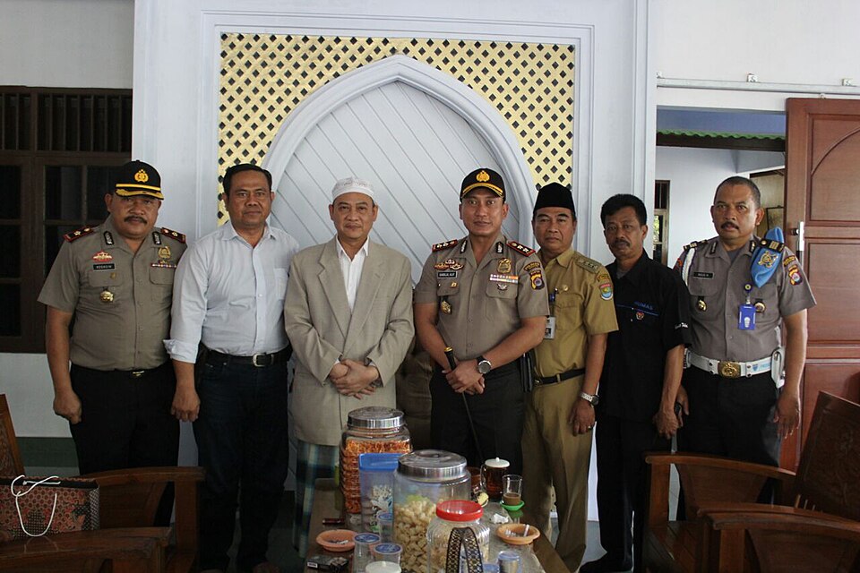 Tangerang — international and multi-region stores for local businesses