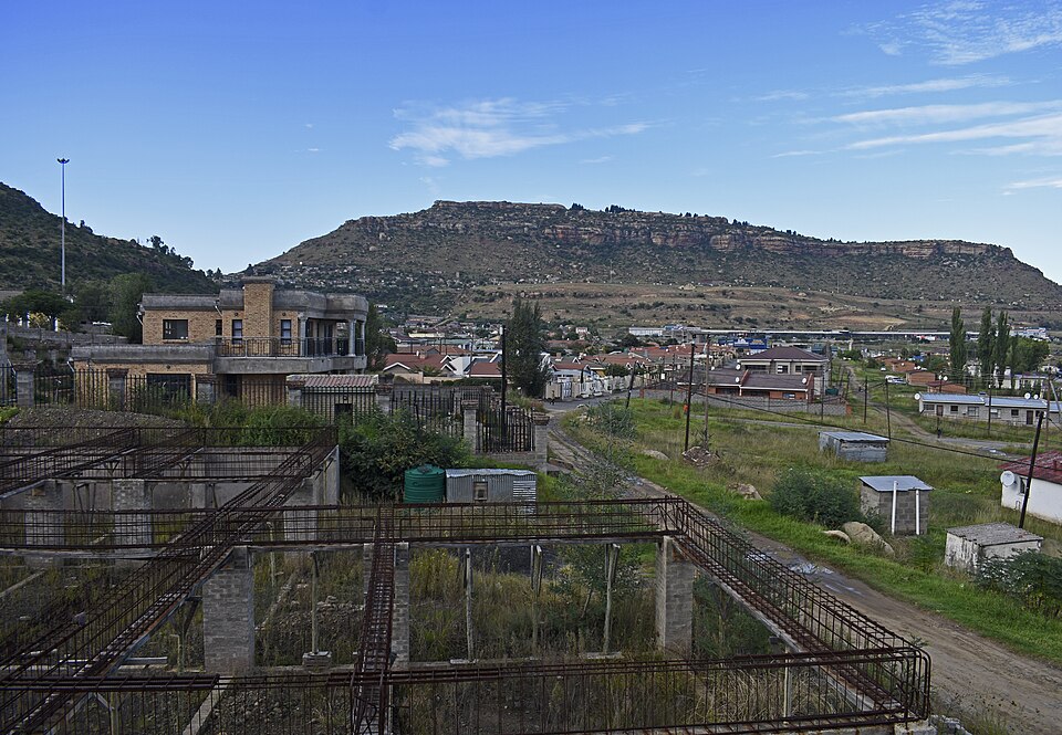Maseru — manufacturer and distributor portals for local businesses