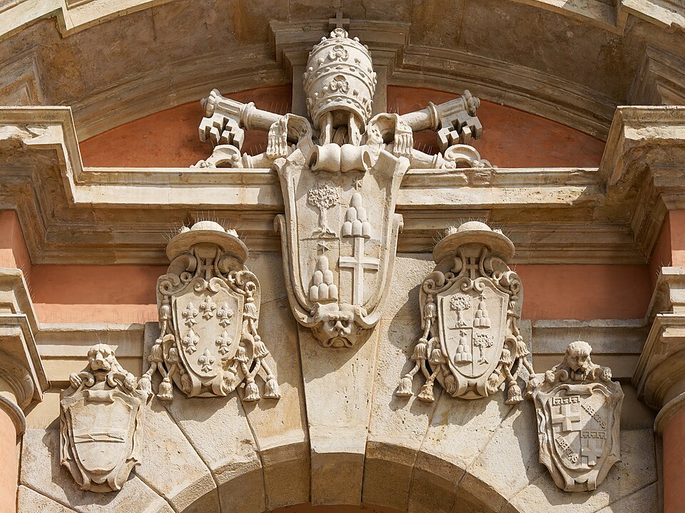 Bologna — local market for service booking platforms
