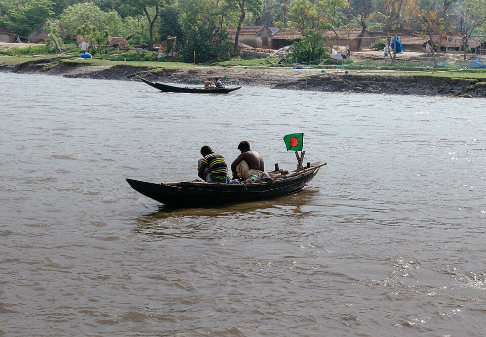 Khulna — local market for custom e-commerce platforms