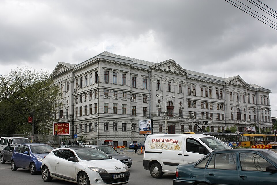 Craiova — local market for service booking platforms
