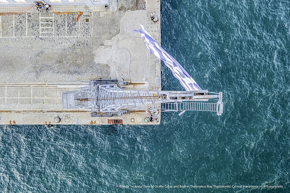 Thessaloniki — manufacturer and distributor portals for local businesses
