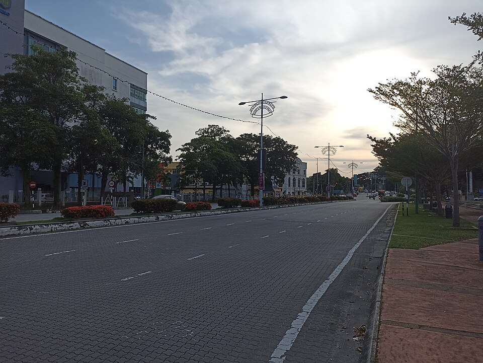 Seremban — local market for custom e-commerce platforms