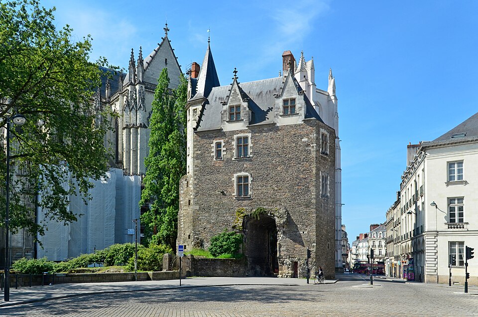 Nantes — local market for subscription and membership platforms