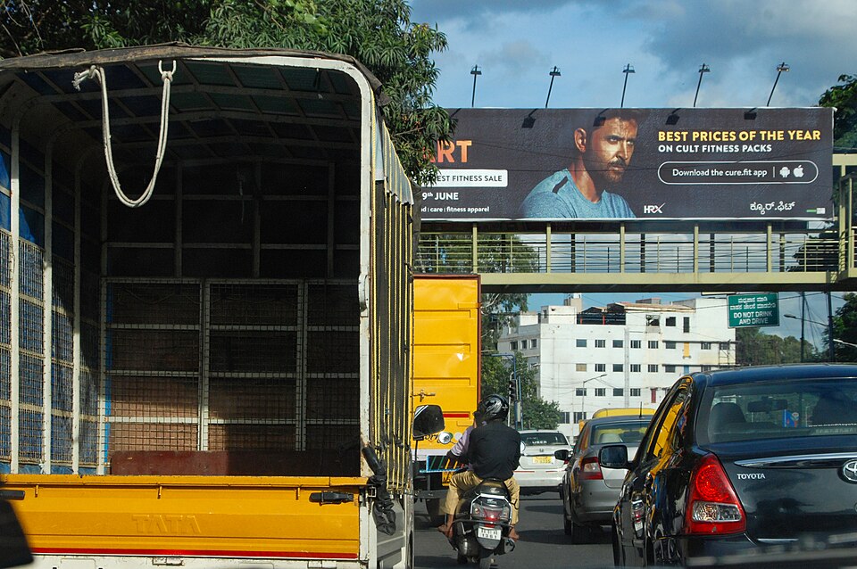 Hosur — local market for subscription and membership platforms