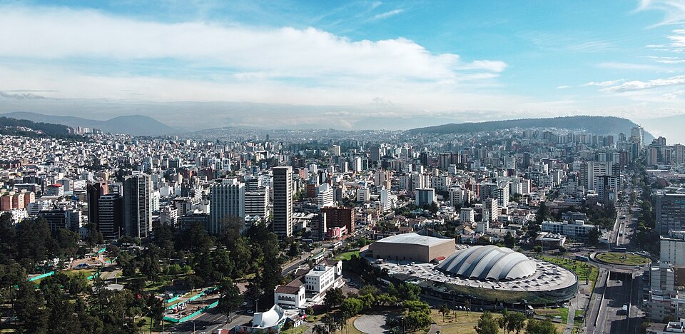 Quito — local market for online stores