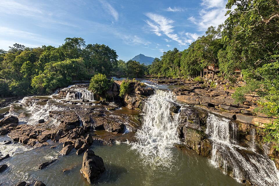 Laos — international and multi-region stores for local businesses
