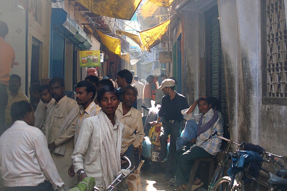 Varanasi — B2B and wholesale portals for local businesses