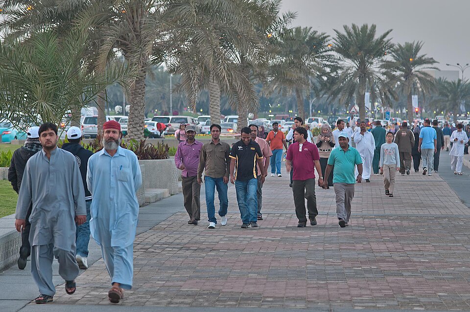 Doha — B2B and wholesale portals for local businesses