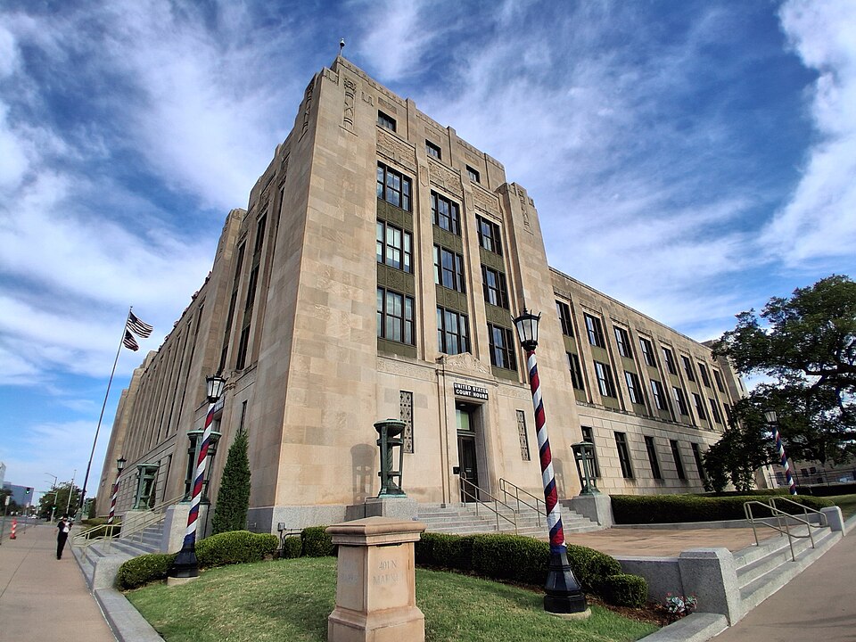 Wichita — local market for B2B and wholesale portals
