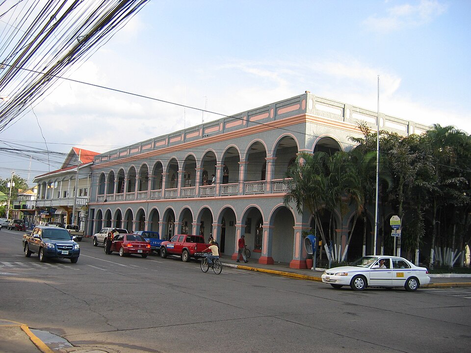 La Ceiba — local market for B2B and wholesale portals