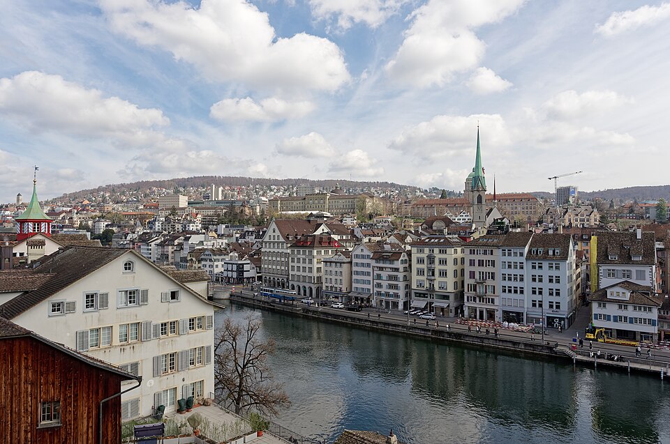Zurich — international and multi-region stores for local businesses