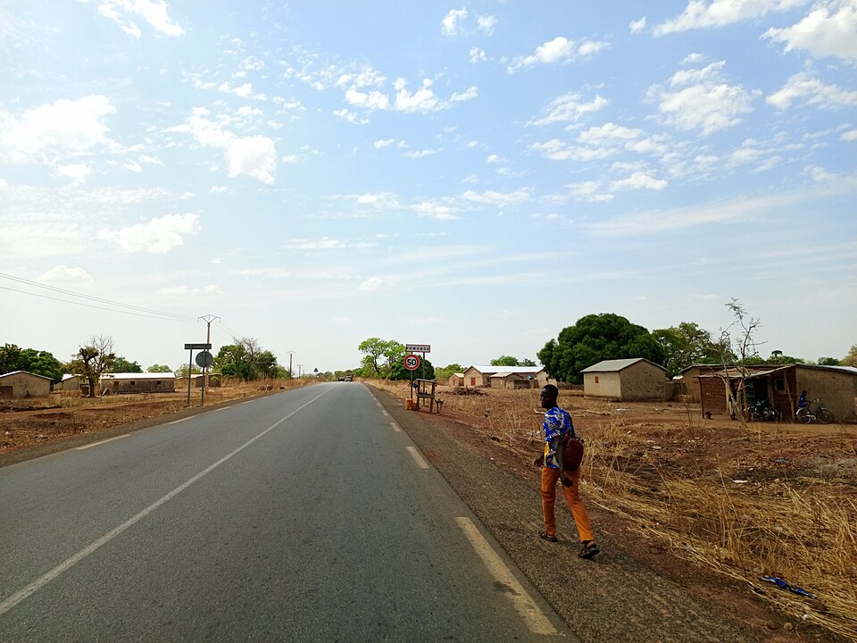 Djougou — local market for B2B and wholesale portals