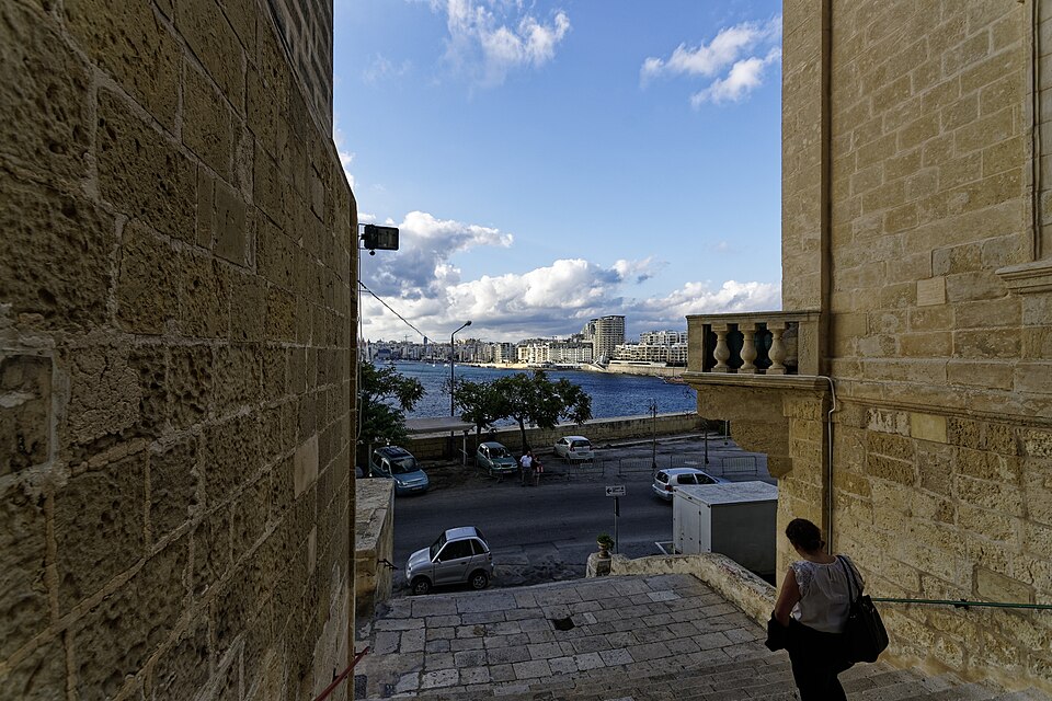 Valletta — service booking platforms for local businesses