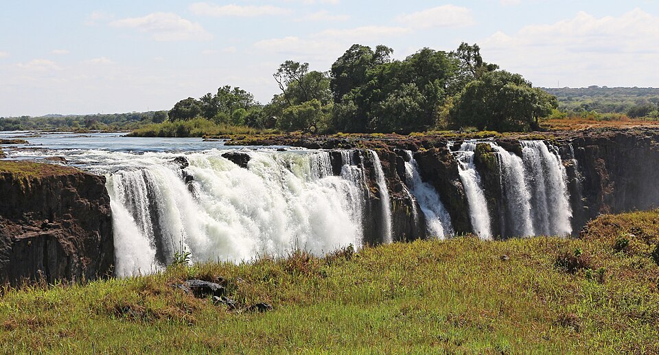 Victoria Falls — local market for manufacturer and distributor portals