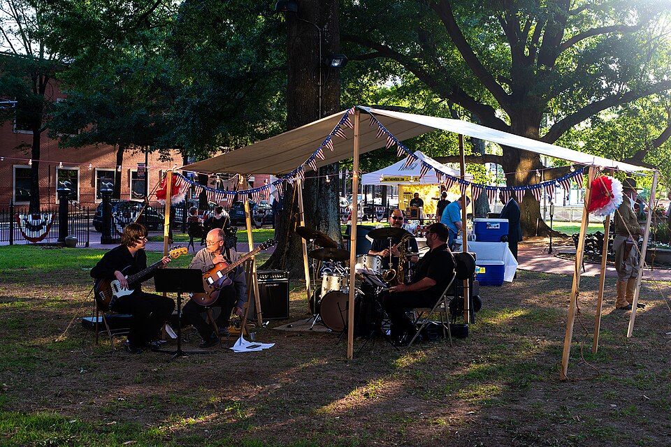 Little Rock — service booking platforms for local businesses